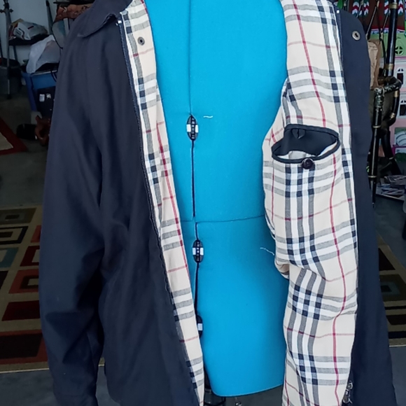 Jacket - Picture 7 of 8